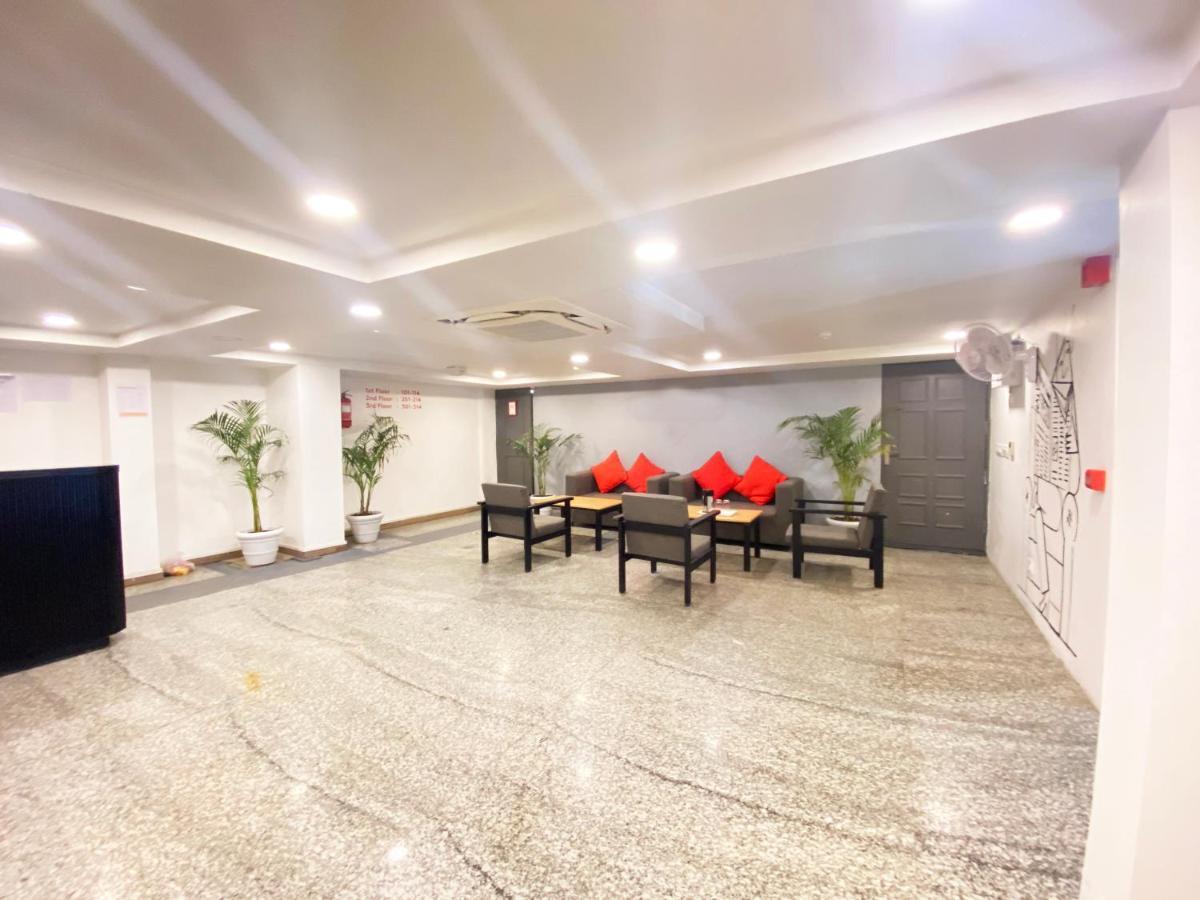Hotel Golden Saffron By Qotel-Punjabi Bagh Neu-Delhi Exterior foto