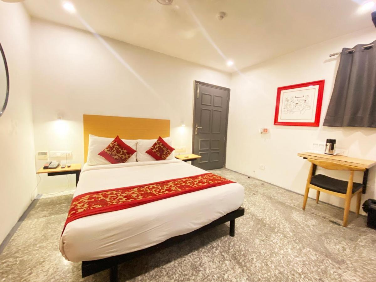 Hotel Golden Saffron By Qotel-Punjabi Bagh Neu-Delhi Exterior foto
