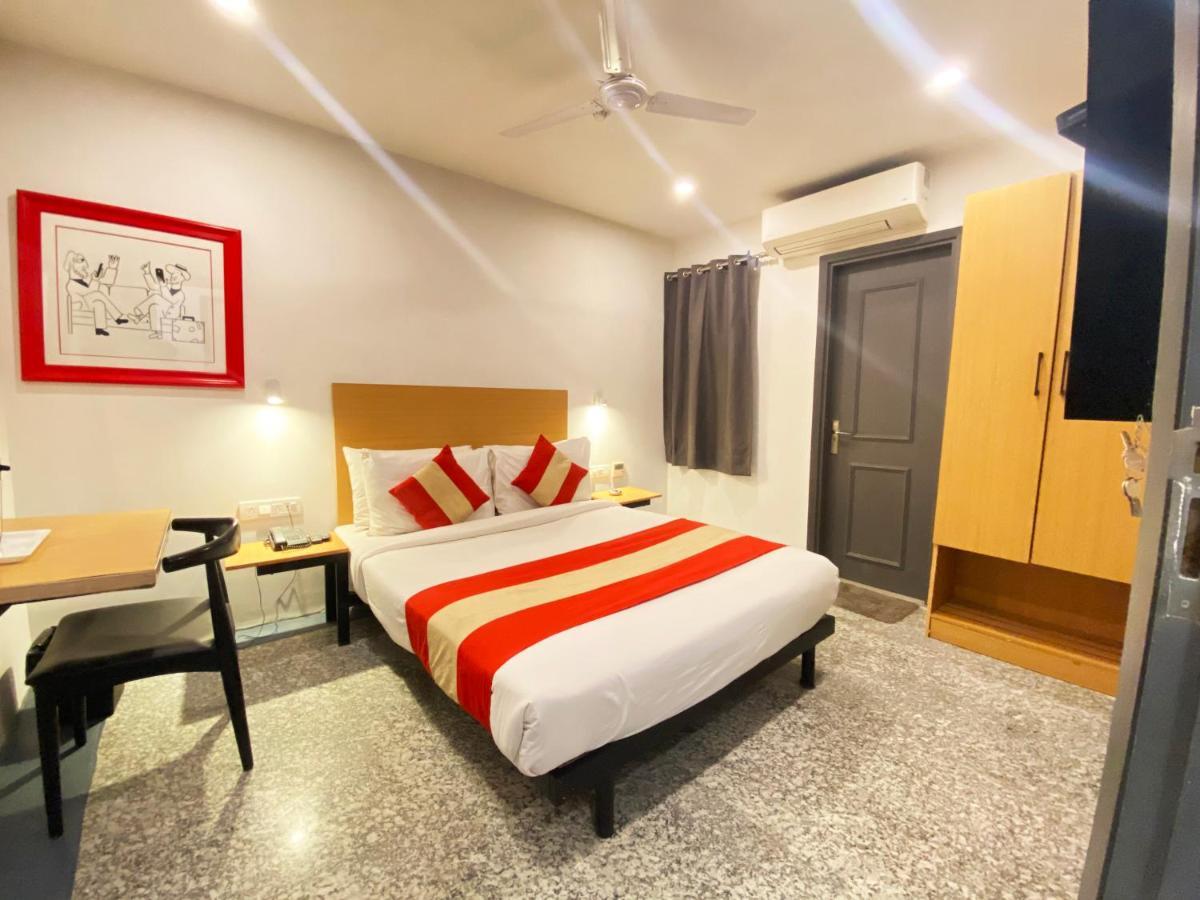 Hotel Golden Saffron By Qotel-Punjabi Bagh Neu-Delhi Exterior foto