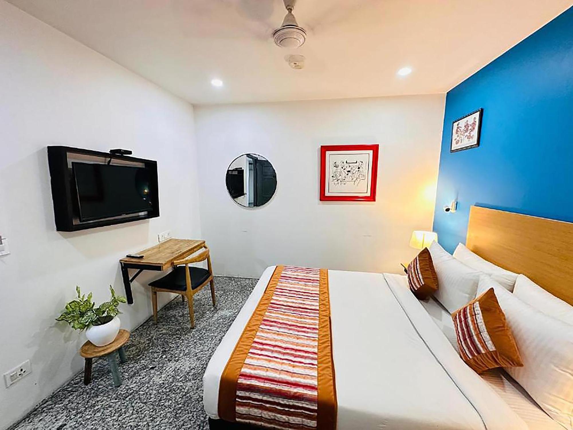 Hotel Golden Saffron By Qotel-Punjabi Bagh Neu-Delhi Exterior foto