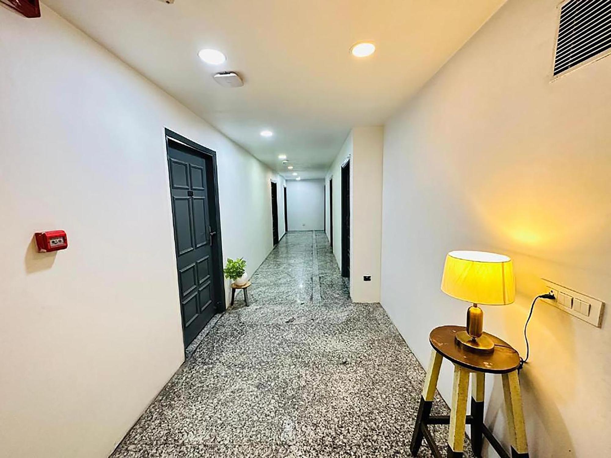 Hotel Golden Saffron By Qotel-Punjabi Bagh Neu-Delhi Exterior foto